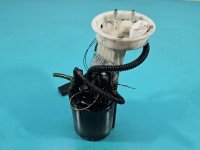 pompka Pompa paliwa Audi A4 B7 2.0 tdi (BRE) 8E0919050AC Producent części: Audi, 4 PIN