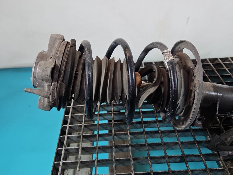 Sprężyna przód przednia BMW G20 2.0 T