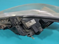 Reflektor prawy lampa przód Peugeot 207 EUROPA