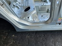 Próg prawy SŁUPEK ŚRODKOWY B Skoda Fabia IV HB 5d La7w