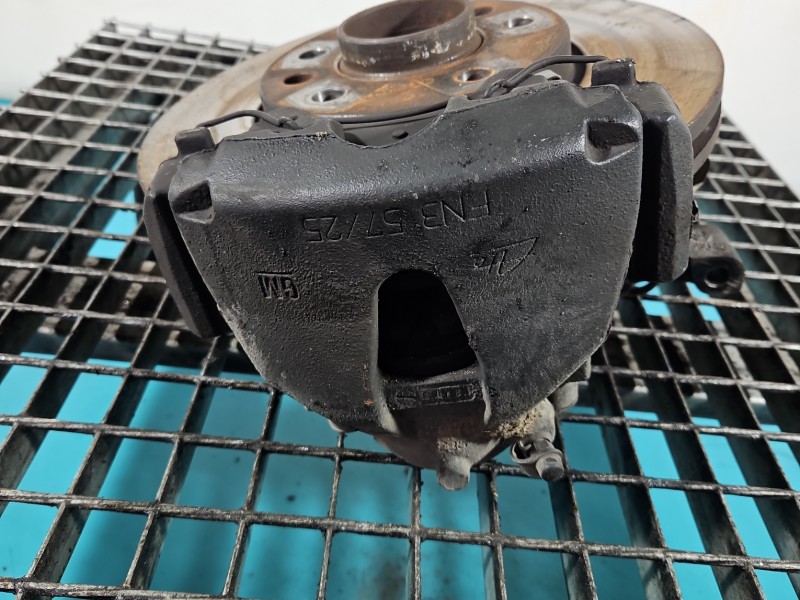 Zacisk przód prawy Opel Astra III H 1.6 16V