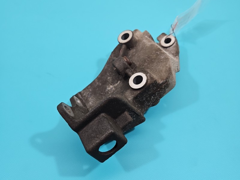 Mocowanie uchwyt Fiat Doblo II