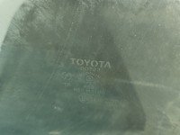 Szyba drzwi przód lewa Toyota Yaris I HB