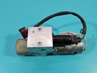 Pompka pozostałe Mercedes W251 2518000148