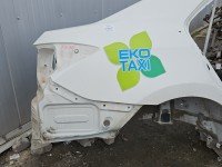 Błotnik tył prawy Toyota Corolla E16 E18 13- biały 040 ćwiartka