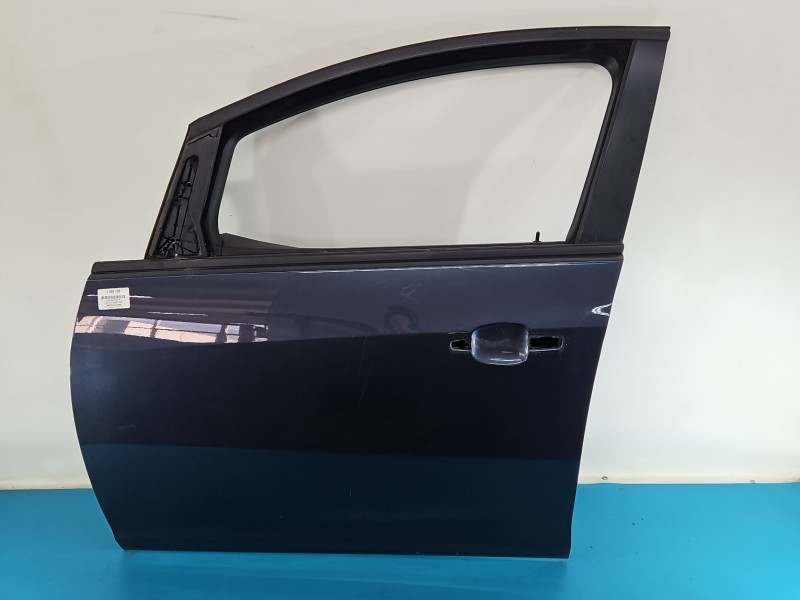 DRZWI PRZÓD LEWE KIEROWCY Opel Astra IV J 5d Z168