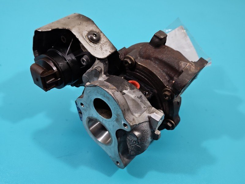 Turbosprężarka Vw Passat B8 B01/35A-0009, 03N145401D 2.0 tdi 239KM Turbosprężarka Vw Passat B8 B01/35A-0009, 03N145401D 2.0 tdi 239KM