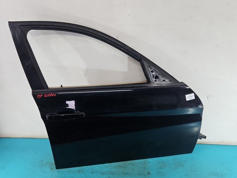 DRZWI PRZÓD PRAWE PASAŻERA Bmw e90 4d czarny 475 DRZWI PRZÓD PRAWE PASAŻERA Bmw e90 4d czarny 475