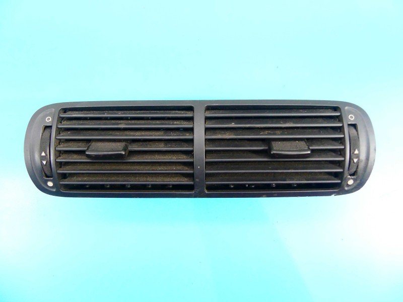 Kratka nawiewu środkowa Audi A3 8L 8L0820951