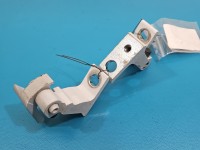 Zawias drzwi tył prawy Skoda Octavia IV