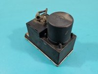 Pompka centralnego zamka Audi A4 B5 8D0862257C