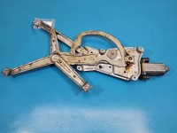 Podnośnik przód lewy SZYBY WINDA Bmw e36 8360977 4d sedan