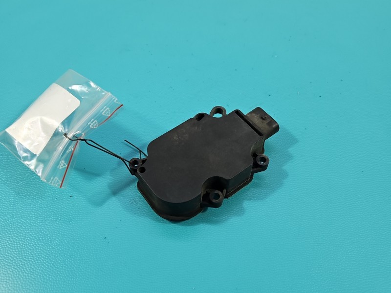 Silniczek żaluzji Volvo S90 II 16-