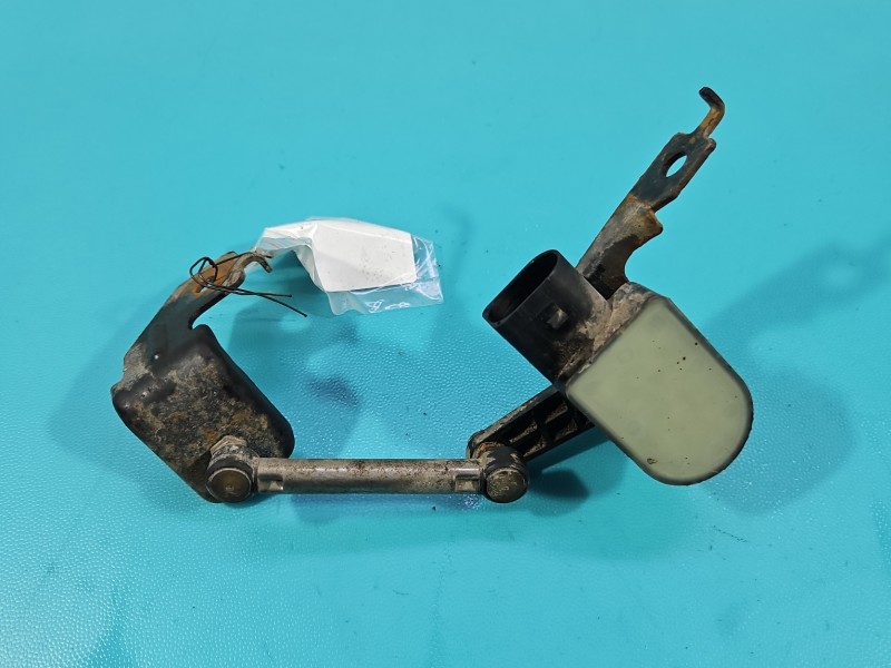 Czujnik poziomowania xenon Nissan Qashqai I J10 06-13 53812-89900