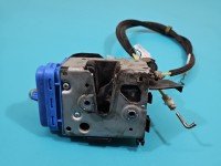 Zamek tył lewy 8D0839015A Audi A4 B5 Producent części: Audi, SEDAN