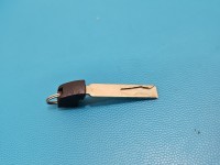 Klamka przód lewa zewnętrzna Toyota Corolla E21 19- 040