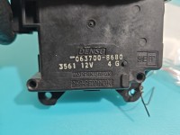 Silniczek nawiewu NAGRZEWNICY Toyota Avensis II T25 063700-8680 EUROPA