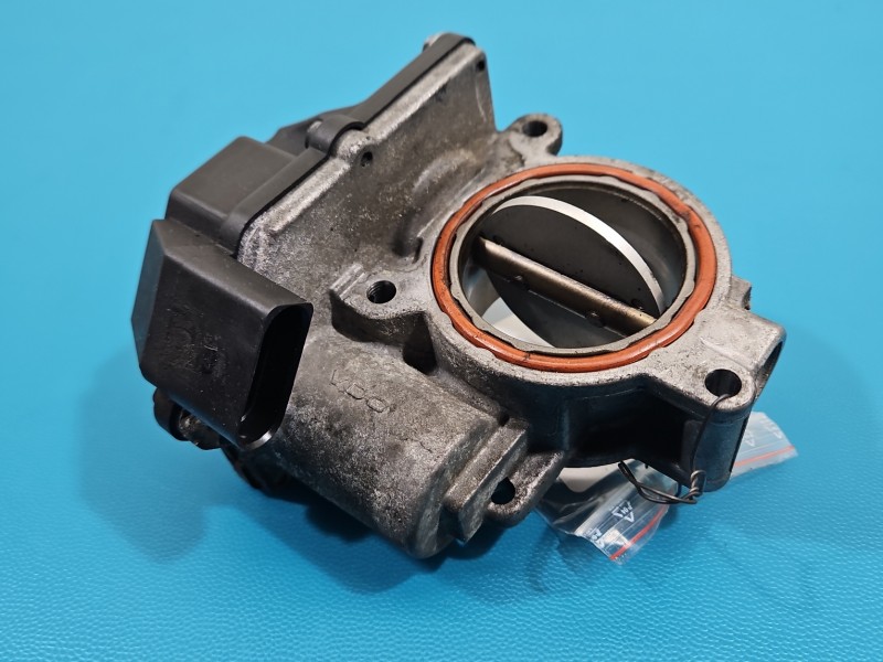 Przepustnica AUDI Q7 I 4L 057128063D 4.2 TDI