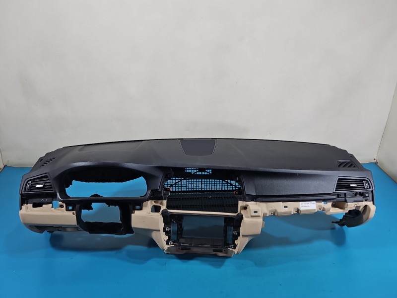 Deska rozdzielcza airbag pasażera kokpit Bmw f10 f11
