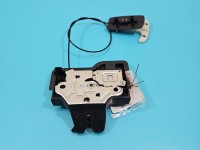 Zamek klapy tył infiniti Q50 I 13-17 sedan 3pin. Brak nr