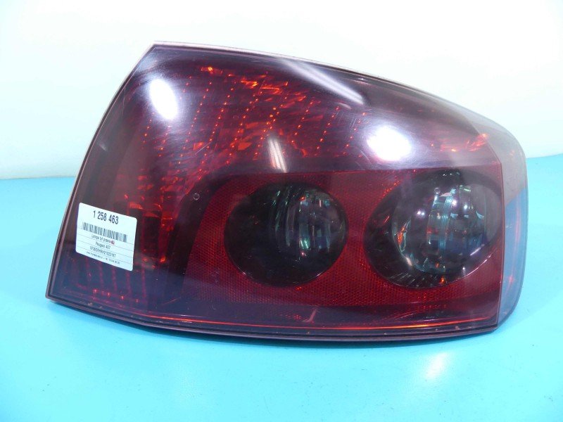 Lampa tył prawa Peugeot 407 sedan