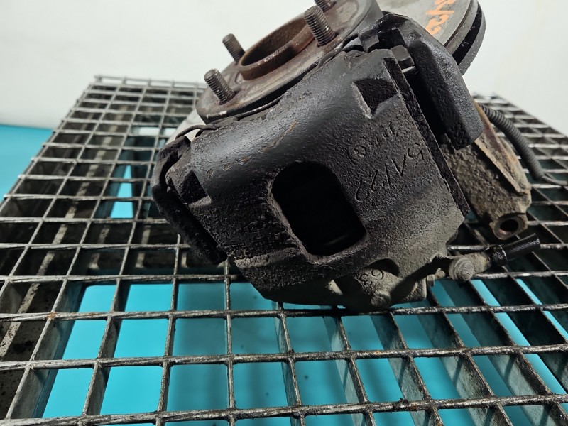 Zacisk przód prawy Ford Fiesta Mk6 1.4 tdci