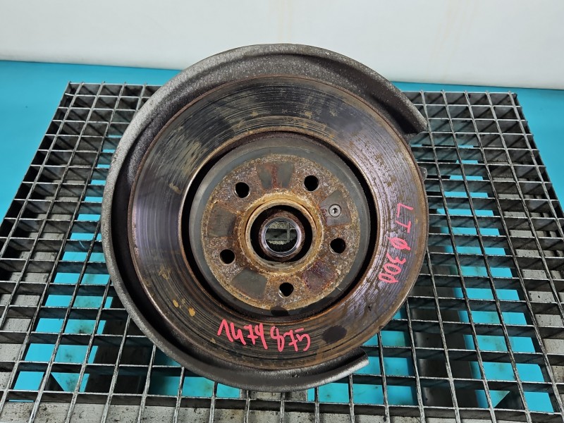 Piasta koła tył lewa zwrotnica łożysko AUDI A4 B8 3.0 tdi Piasta koła tył lewa zwrotnica łożysko AUDI A4 B8 3.0 tdi