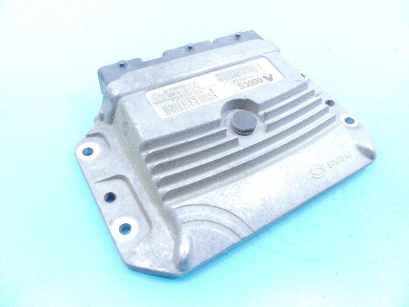 Komputer zestaw Renault Megane II 8200283924, 8200242405 1.6 16V