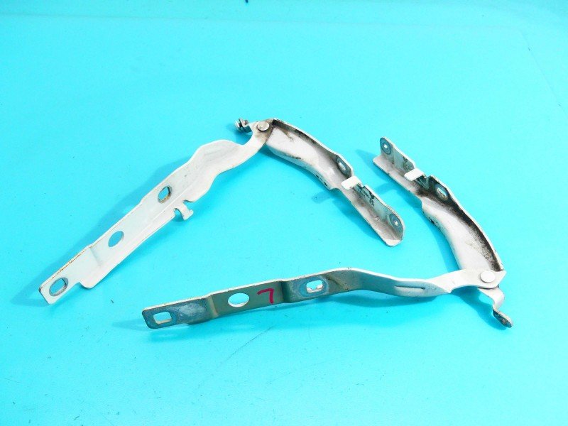Zawias maski komplet Citroen C4 Cactus 14-20 Zawias maski komplet Citroen C4 Cactus 14-20