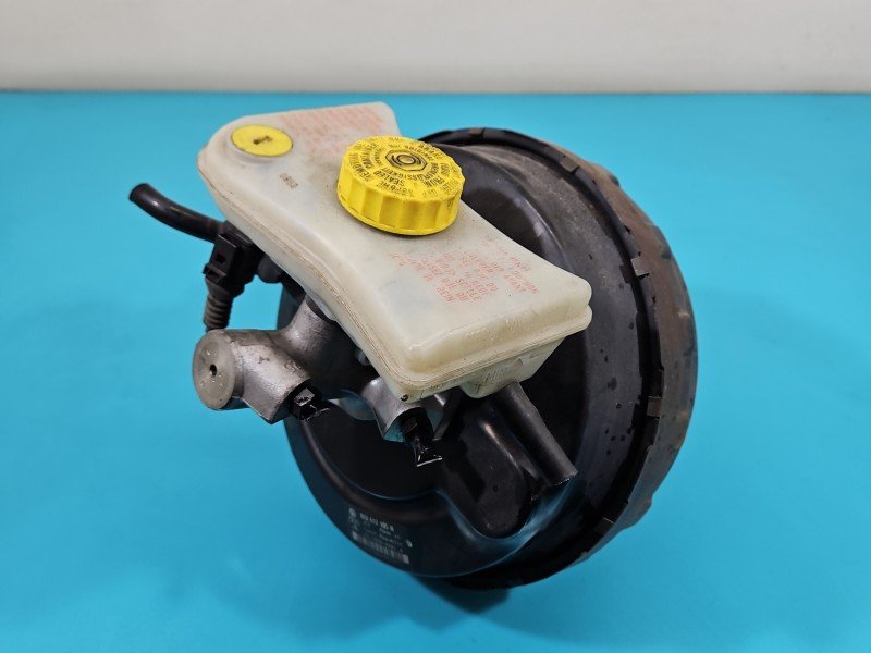 Serwo hamulcowe Audi A4 B6 8E0612105N 1.9 tdi Serwo hamulcowe Audi A4 B6 8E0612105N 1.9 tdi