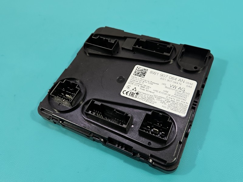 Sterownik moduł komfortu Audi A4 B9 8W1907064AN