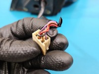 Lusterko prawe Toyota Rav4 II 00- EUROPA /Lakier: 202 /5pin / rysy / odpryski / Zakręcona inna śruba europa