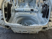 Pas tylny podłoga bagażnika Skoda Octavia IV wanna kombi ćwiartka