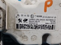 Światło jazdy dziennej prawe Peugeot 2008 II 9824241280-00, 9824241280