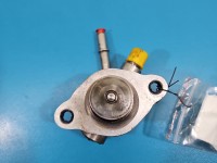 pompka Pompa paliwa Opel Astra V K 1.4 T (LE2) 12682079 Producent części: OPEL, 2 PIN