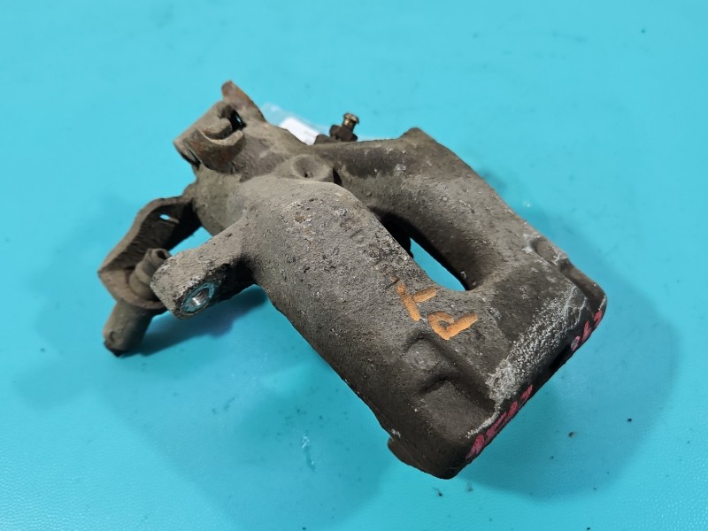 Zacisk tył prawy Peugeot 307 1.6 16v HB Zacisk tył prawy Peugeot 307 1.6 16v HB