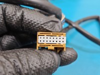 Lusterko prawe Audi A4 B7 Europa / Lakier:LZ9Y / 10pin / Rysy na obudowie europa