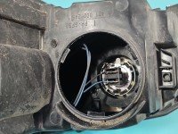 Reflektor prawy lampa przód Skoda Octavia III EUROPA