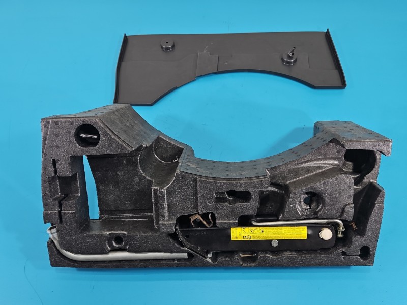 lewarek Podnośnik samochodowy trapezowy Vw Passat CC