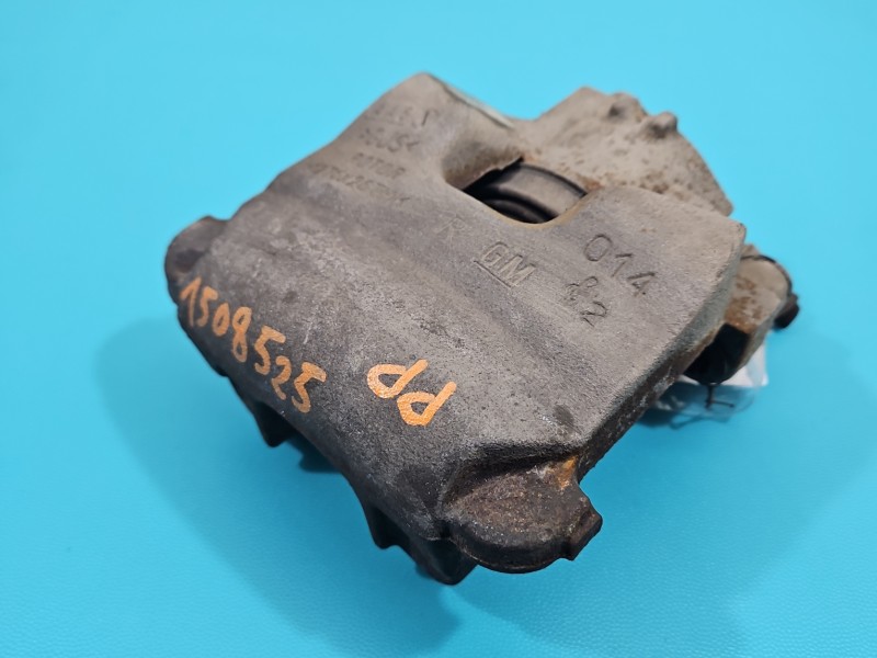 Zacisk przód prawy Opel Astra V K 1.5 cdti