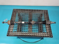 Półoś przód prawa Toyota Auris II 1.8 16V automat