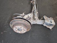 Tylna belka oś tył Nissan Juke I F15 10-19 1.2 T