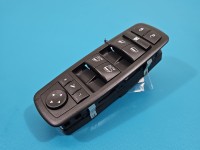 Przełącznik szyb Fiat Freemont 68139806AB Producent części: FIAT EU