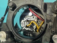 Reflektor prawy lampa przód Vw Passat B5 EUROPA