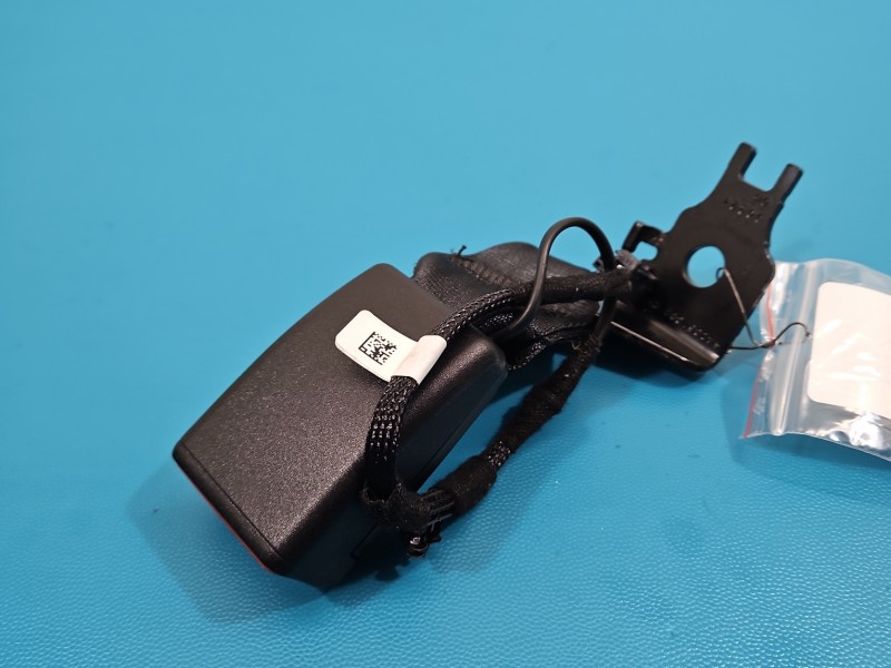 Pas bezpieczeństwa tył lewy Peugeot, Europejska, zapinka Peugeot 2008 II