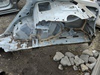 Błotnik tył prawy Toyota Corolla E16 E18 13- biały 040 ćwiartka