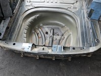 Pas tylny podłoga wanna bagażnika Skoda Octavia III kombi