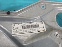 Podnośnik przód prawy Seat Toledo II Leon I Producent części: Seat, 29 PIN 1C1959802A 4d sedan