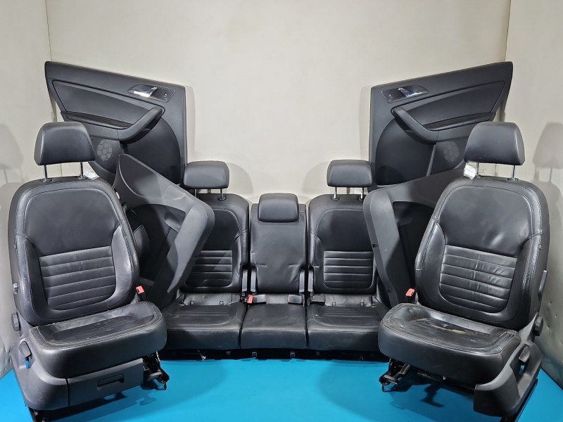 Fotele komplet kanapa Skoda Yeti