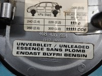 Klapka wlewu paliwa Opel Meriva A